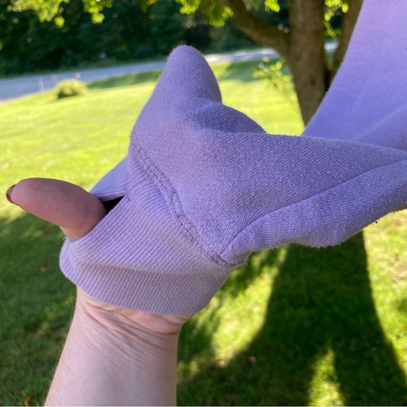 Purple Reebok Sweatshirt Reebok Hoodie Women’s sweat shirt size large - Picture 8 of 9